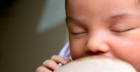 Gyakori okok a babák hasfájásának hátterében
