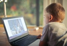 Ingyenes digitális gyermekvédelmi tananyag
